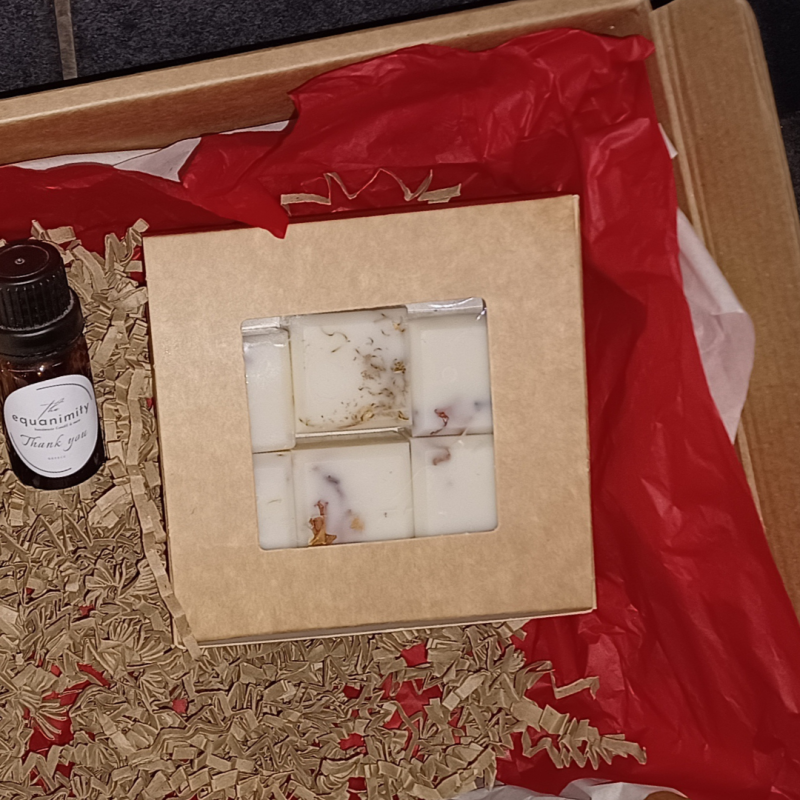 Gift Box Χειροποίητο Λύχνο & Αρωματικό έλαιο & Premium Cubes - Image 5